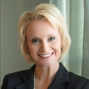 Meet your Posher, Leslie